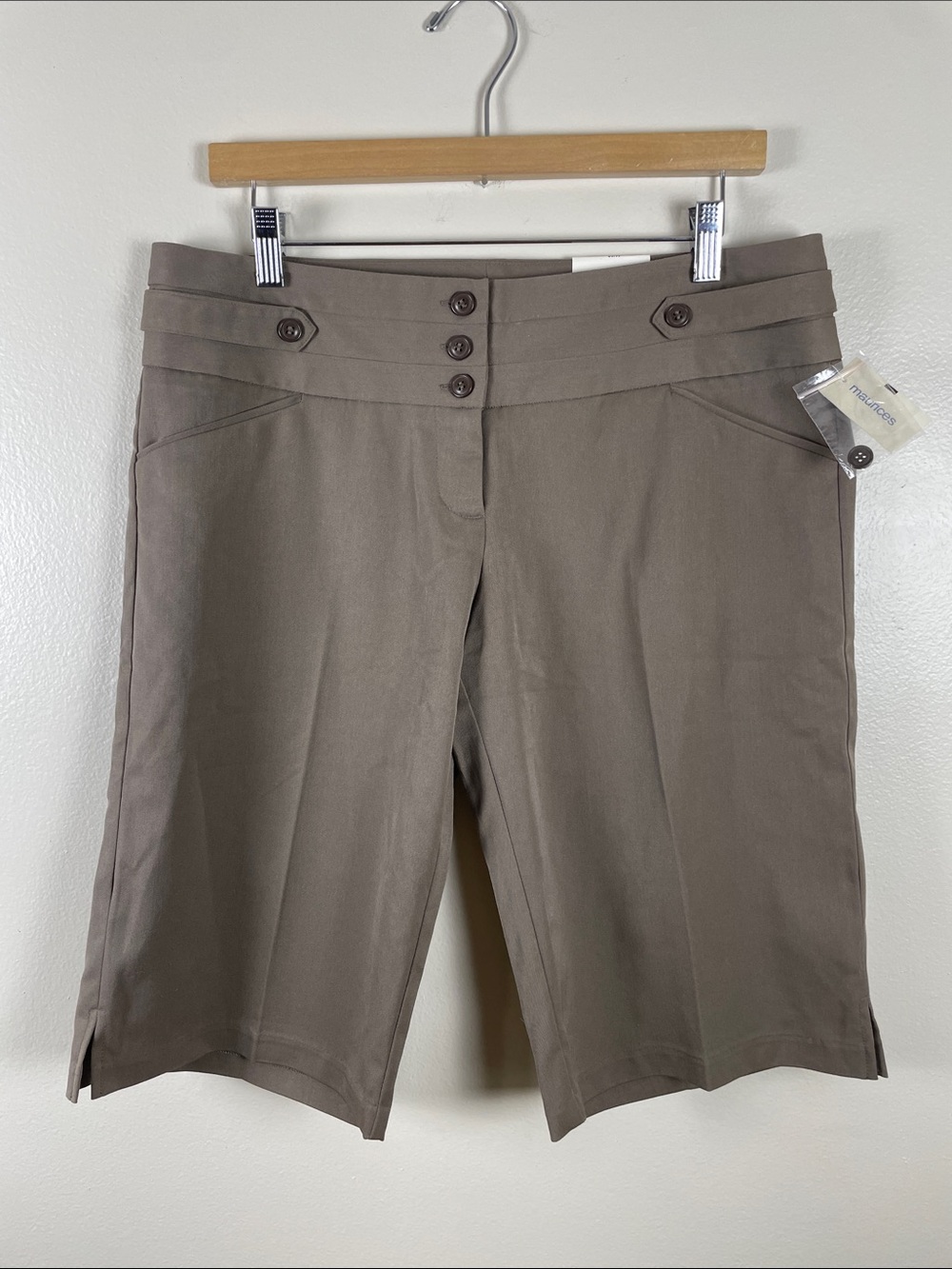 NEW Maurices 11/12 Dressy Bermuda Shorts